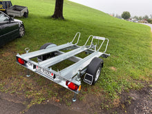 Lade das Bild in den Galerie-Viewer, Motorrad-Anhänger Mieten Schwyz (Feusisberg)